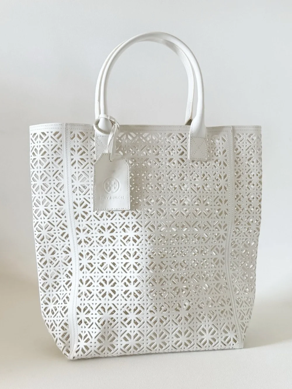 Tory Burch Tote Bag Laser-Cut PVC Geometric Carry-all White Casual Beach